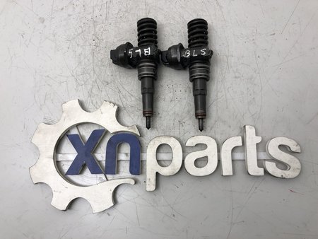 Injector usado audi a3 (8p1) 1.9 tdi | 05.03 - 05.10 ref. 0414720313 / 038 130 073 bn motor bls