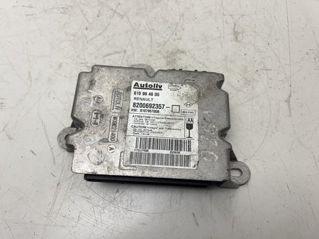 [610 90 46 00] Centralina airbag interior renault scénic ii (jm) (06.2003 - ...) usado