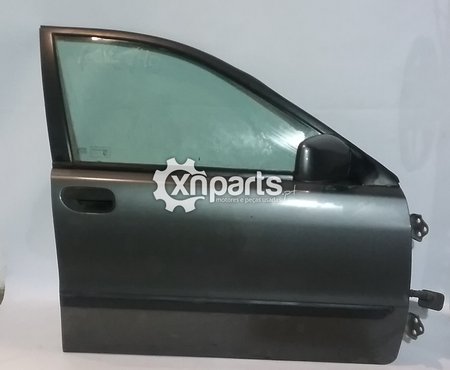 Porta frente dto volvo v40 carrinha 1999 - 2000 usado