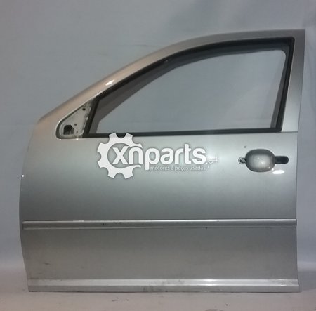 Porta frente esq vw golf iv 5 portas 1997 - 2005 cinza prata usado
