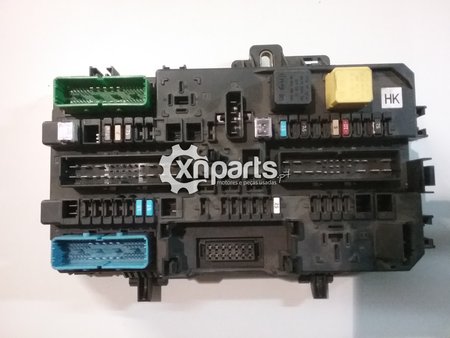 [13 206 762] Caixa de fusíveis bci opel astra h  2004 - 2014 usado