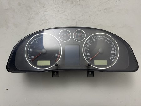 [VDO110080199010 VDO 110.080.199/010] Painel de instrumentos vw passat (3b3) 11.00 - 05.05 vdo110080199010 vdo 110.080.199/010