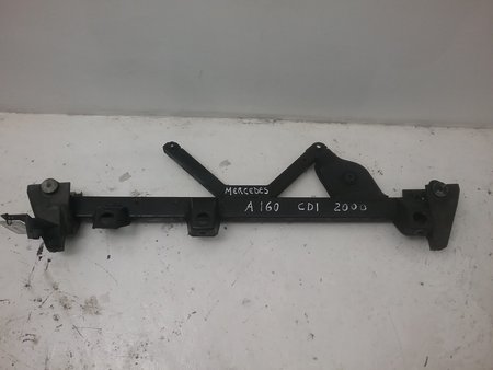[mercedes (w168) a 160 cdi] Suporte radiadores mercedes (w168) a 160 cdi 1998 - 2001
