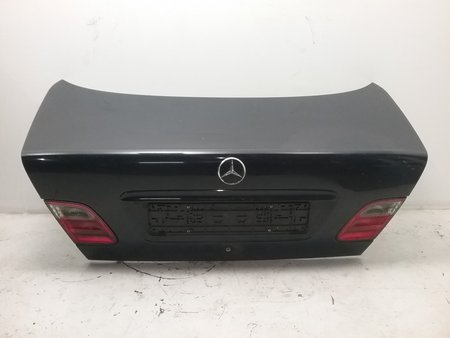 [benz e-class (w210)] Tampa da mala mercedes-benz e-class (w210) 07.99 - 03.02