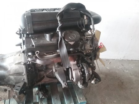 [OM 611.981] Motor mercedes sprinter (904) mercedes-benz sprinter (904) 411 cdi | 04.00 - 05.06 usado ref. om 611...