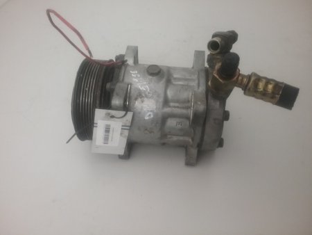 [MOTOR OM 651.955] Compressor de ar condicionado mercedes sprinter 213 cdi 04.00 - 05.06 usado ref. motor om 651.955