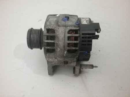 [038 903 023 R MOTOR ASZ / ALH] Alternador audi a3 (8l1) 1.9 tdi | 08.00 - 05.03 usado ref. motor asz 038 903 023 r valeo