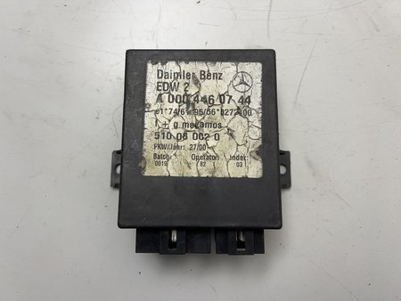 [A0004460744 MOTOR OM611.980] Modulo de control bcm  usado mercedes-benz vito (638) 112 cdi 2.2 motor om611.980 a0004460744