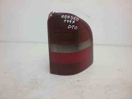 [D07LA] Farol trás dto ford mondeo ii (bap) 08.96 - 09.00
