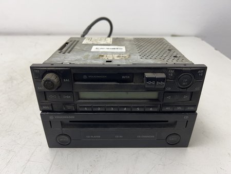 [FA011730B] Rádio vw golf iv (1j1) 10.97 - 05.04 fa011730b