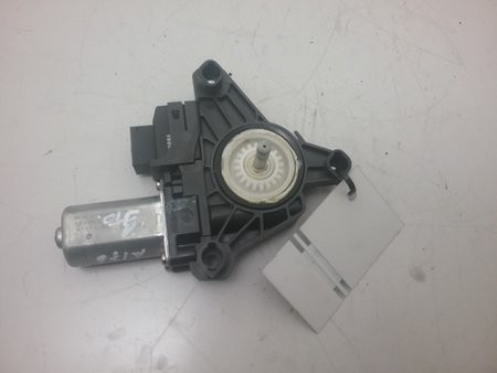 Motor elevador trás dto mercedes-benz a-class (w176) a 180 cdi | 06.12 -  usado