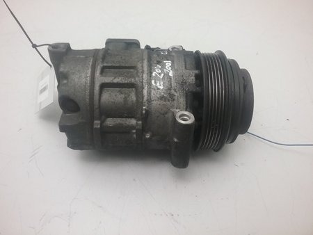 [MOTOR OM 611.961] Compressor de ar condicionado mercedes w210 s210 e 200 cdi 06.98 - 03.02 usado ref. motor om 611.961