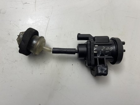 [A0005450427 A 000 545 04 27] Bomba de vacuo usado mercedes-benz e-class (w210) e 200 cdi a0005450427 a 000 545 04 27