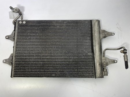 [6Q0820411J] Radiador de ar condicionado seat ibiza iii (6l1) 1.4 16v ref. 6q0820411j