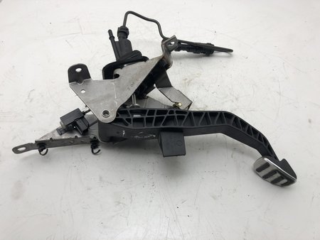 Pedal do travao volvo v40 (525, 526)