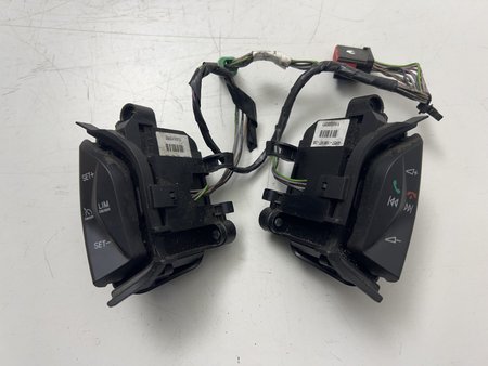 [AM5T14K147DB AM5T9E740AA] Comandos coluna direção ford focus iii ref. am5t14k147db am5t9e740aa