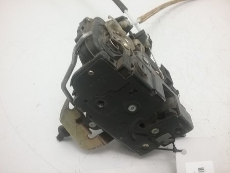 Fecho da porta trás esq audi a6 (4b2, c5) 2.5 tdi 1997 - 2005