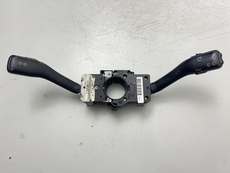 Modulo comando das luzes e limpa vidros vw golf iv (1j1) 10.97 - 05.04 usado