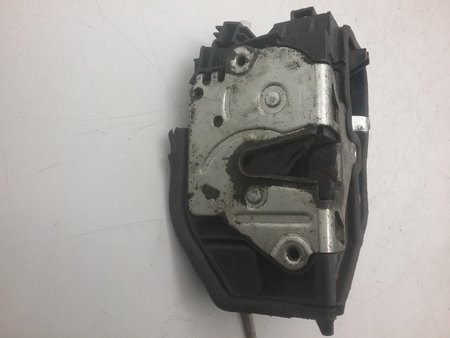 Fecho da porta trás dto bmw 1 (e87) 2008 - 2012