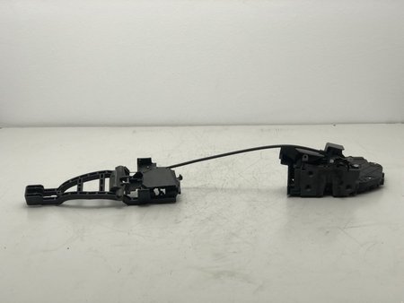 [3M5A R21812ML] Fecho da porta frente dto ford focus c-max 2003 - 2007 ref. 3m5a r21812ml