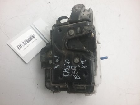 Fecho da porta frente esq vw polo (6n2) 1.0 | 10.99 - 09.01 usado