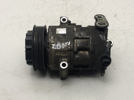 [55703721 MOTOR Z13DTJ / Z13DTH / A13DTE] Compressor de ar condicionado usado opel corsa d 1.3 cdti ref. 55703721 motor z13dtj / z13dth / a13d...