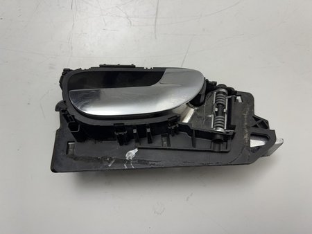 [9643604477] Punho da porta dto trás usado peugeot 307 ref. 9643604477