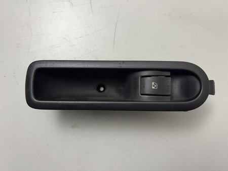 [156013870] Botao comando vidros eletricos dto frente renault megane ii 09.02 - 02.08