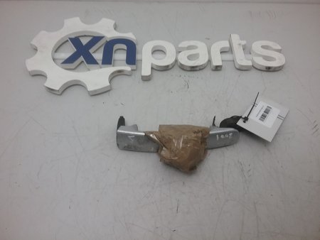 Puxador da porta trás dto vw passat (3b3)
