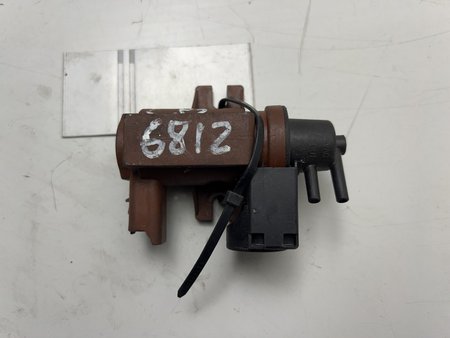 [6G9Q9E882CA 6G9Q-9E882-CA] Válvula de vácuo selenoide usado ford focus ii 1.6 tdci 6g9q9e882ca 6g9q-9e882-ca