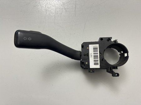 [8L0953513G] Modulo de comando dos piscas audi a6 (4b2, c5) 2000 - 2005 ref. 8l0953513g