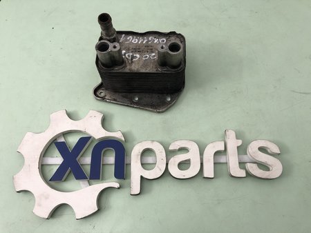 [A6121880301 A 612 188 03 01      MOTOR OM611.961] Radiador do oleo mercedes-benz e-class (w210) e 220 cdi 1999 - 2002 ref. a6121880301 a 612 188 03 01...