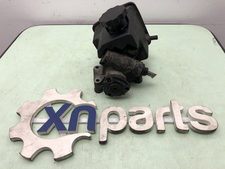 [003 466 71 01 MOTOR OM646.983 / OM646.985] Bomba direcção assistida mercedes-benz vito (w639) 109 cdi 0034667101 ref. motor om646.983 / om646.9...