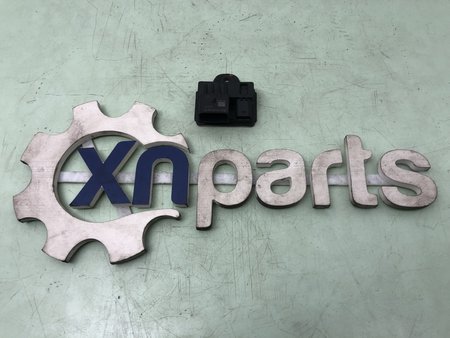 [0522120103 / 857008702 MOTOR N47D20C] Modulo rele das velas bmw 5 (f10) 520 d | 03.10 - 06.14 usado ref. 0522120103 857008702 motor n47d20...