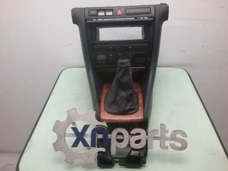 Consola central audi a6 (4b2, c5) 07.00 - 01.05