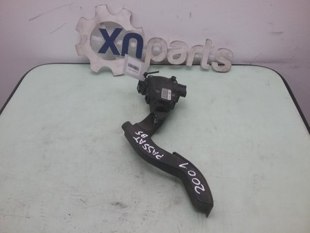 [8D1721523F 8D1 721 523 F] Pedal acelerador elétrico vw passat variant (3b5) 1.9 tdi 1998 - 2000 ref. 8d1721523f 8d1 721 523 f