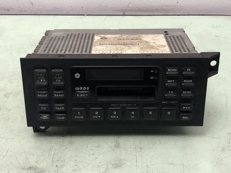 [P4704345G P4704345-G] Rádio jeep grand cherokee i (zj) p4704345g p4704345-g