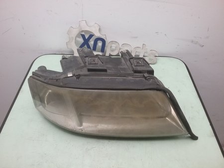 Farol com olho de boi frente dto audi a6 (4b2, c5) 07.00 - 01.05