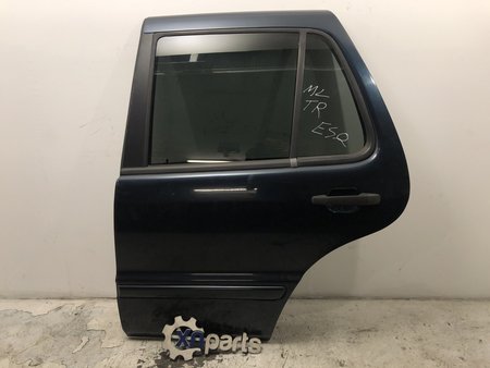 Porta trás esq mercedes-benz m-class (w163) 02.98 - 08.02