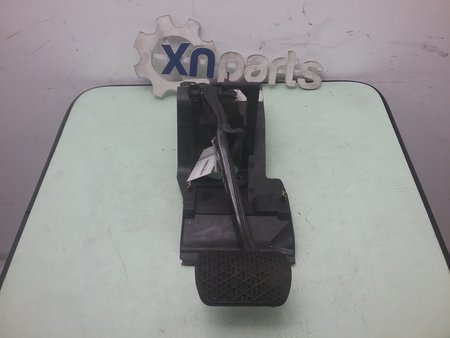 [A2036891008] Pedal do travao mercedes-benz c-class (w203) a2036891008