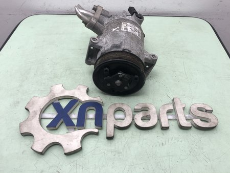 [5Q0820803B 5Q0 820 803 B MOTOR CLHA] Compressor de ar condicionado vw golf vii (5g1, bq1, be1, be2) 1.6 tdi ref. 5q0820803b 5q0 820 803 b...