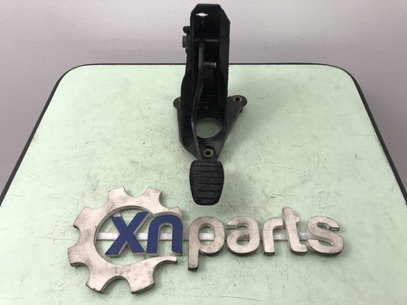 [8200002856] Pedal embraiagem renault laguna ii 1.8 16v | 03.01 - 05.05 usado ref. 8200002856