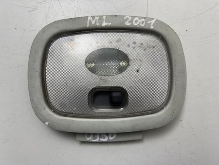 [A1638200201 A163 820 02 01] Plafonier trás mercedes-benz m-class (w163) ref. a1638200201 a163 820 02 01
