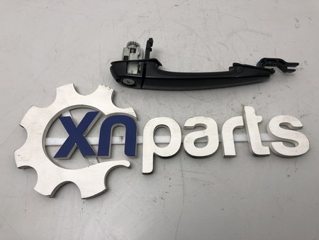Puxador da porta frente exterior esq preto usado bmw 1 (f20) 118 d | 03.15 - 