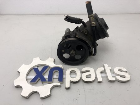 [MOTOR 1CD-FTV] Bomba direcção assistida usado toyota corolla (_e12_) 2.0 d-4d | 01.02 - 12.06 ref. motor 1cd-ftv