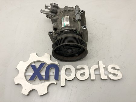 [8200819568 MOTOR D4F772] Compressor de ar condicionado usado renault twingo ii 1.2 16v | 03.07 -  ref. 8200819568 motor d4f77...