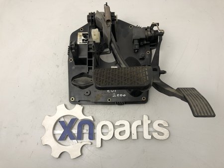 [A1682902801] Pedal do acelerador e travao usado mercedes (w168) a 160 cdi | 07.98 - 02.01 ref. a1682902801