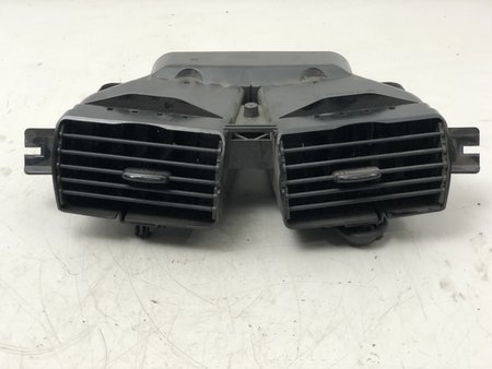 [A1688300054 A 168 830 00 54] Difusor do ar usado mercedes-benz a-class (w168) ref. a1688300054 a 168 830 00 54
