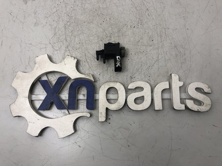 [1K0 906 283 A MOTOR CAYC] Válvula de controlo do vácuo usado vw golf vi (5k1) 1.6 tdi | 02.09 - 11.12 ref. 1k0 906 283 a motor...