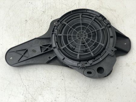 [9813827180 98 138 271 80] Coluna esq trás peugeot 3008 suv (m) 9813827180 98 138 271 80